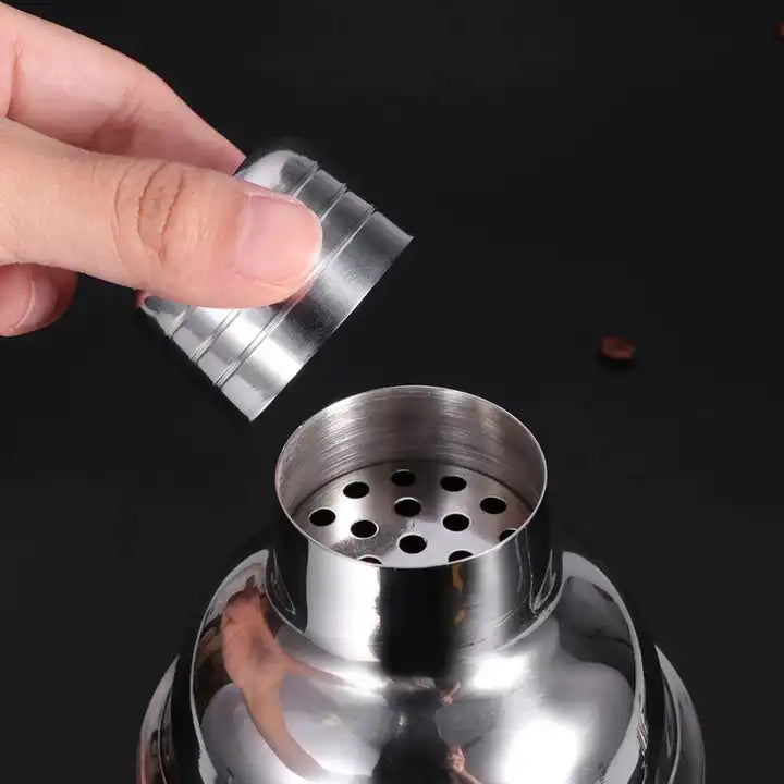 750ml Stainless Steel Cocktail Shaker with Strainer